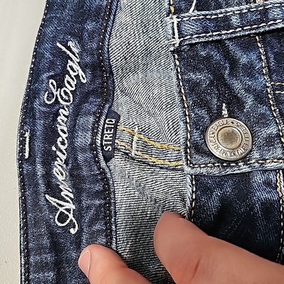 American Eagle dark wash size 6 skinny kick stretch jeans - Picture 6 of 8